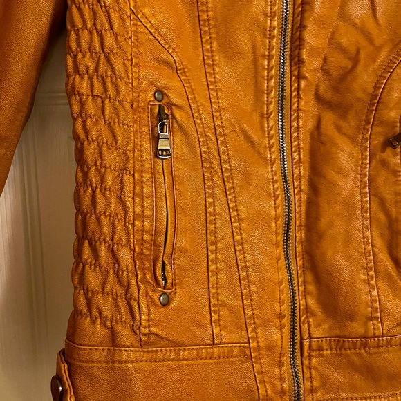 Camel leather jacket - Picture 2 of 4